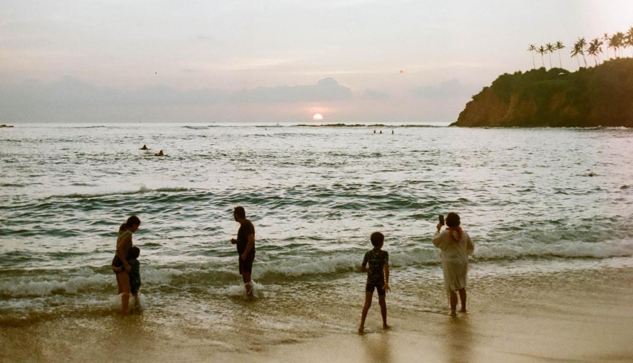 Nature Rex Hostel Weligama Exteriör bild