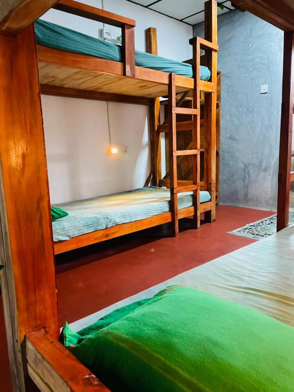 Nature Rex Hostel Weligama Exteriör bild
